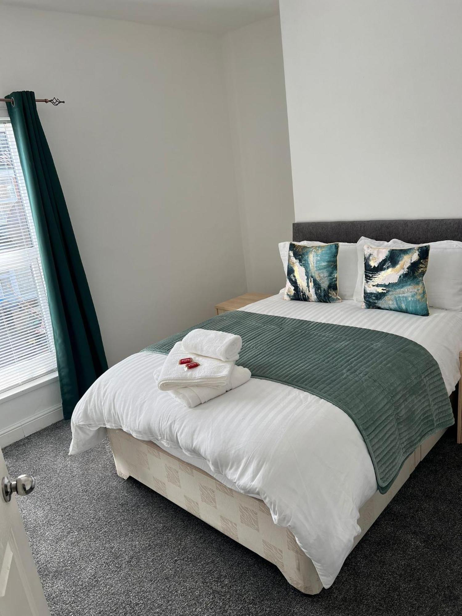 Holiday home Robinhuts - 3 Bed Perfect For Contractors And Families Kingston upon Hull